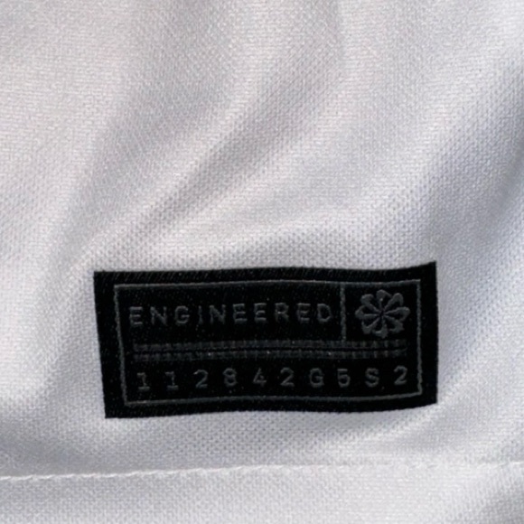 NIKE: England National Team On Field Soccer Kit: NWT: “3 Lions”: Adult XL - Picture 4 of 7